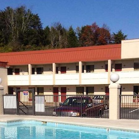 Astoria Hotel Danville West Luaran gambar