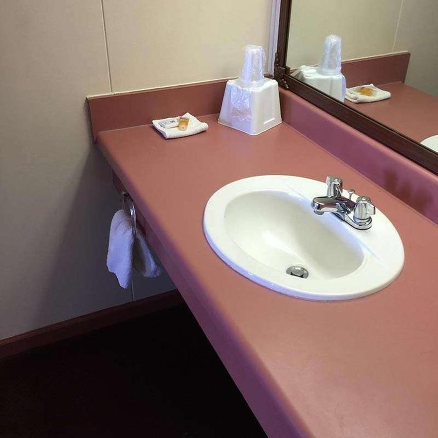 Astoria Hotel Danville West Luaran gambar