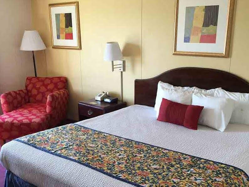 Astoria Hotel Danville West Luaran gambar
